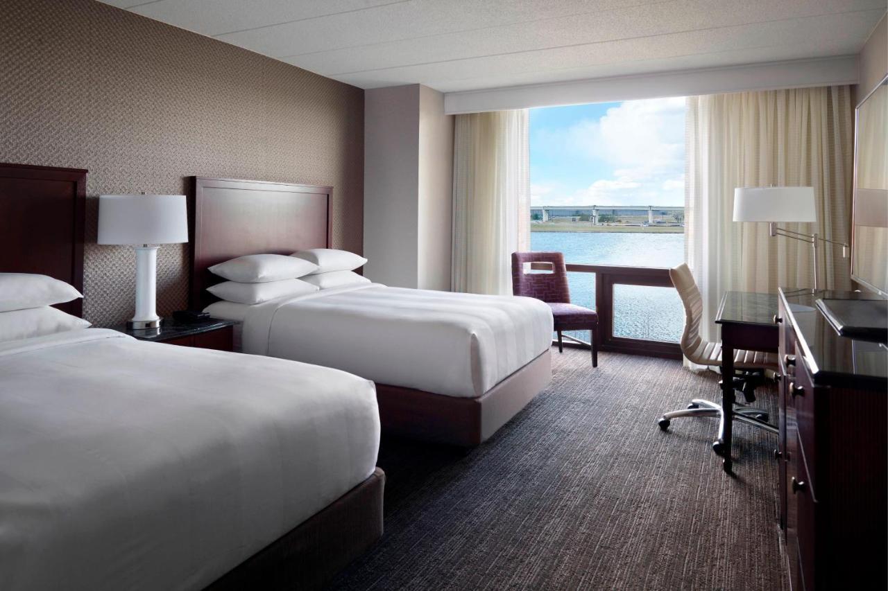 Washington Dulles Airport Marriott Hotel Sterling Bagian luar foto