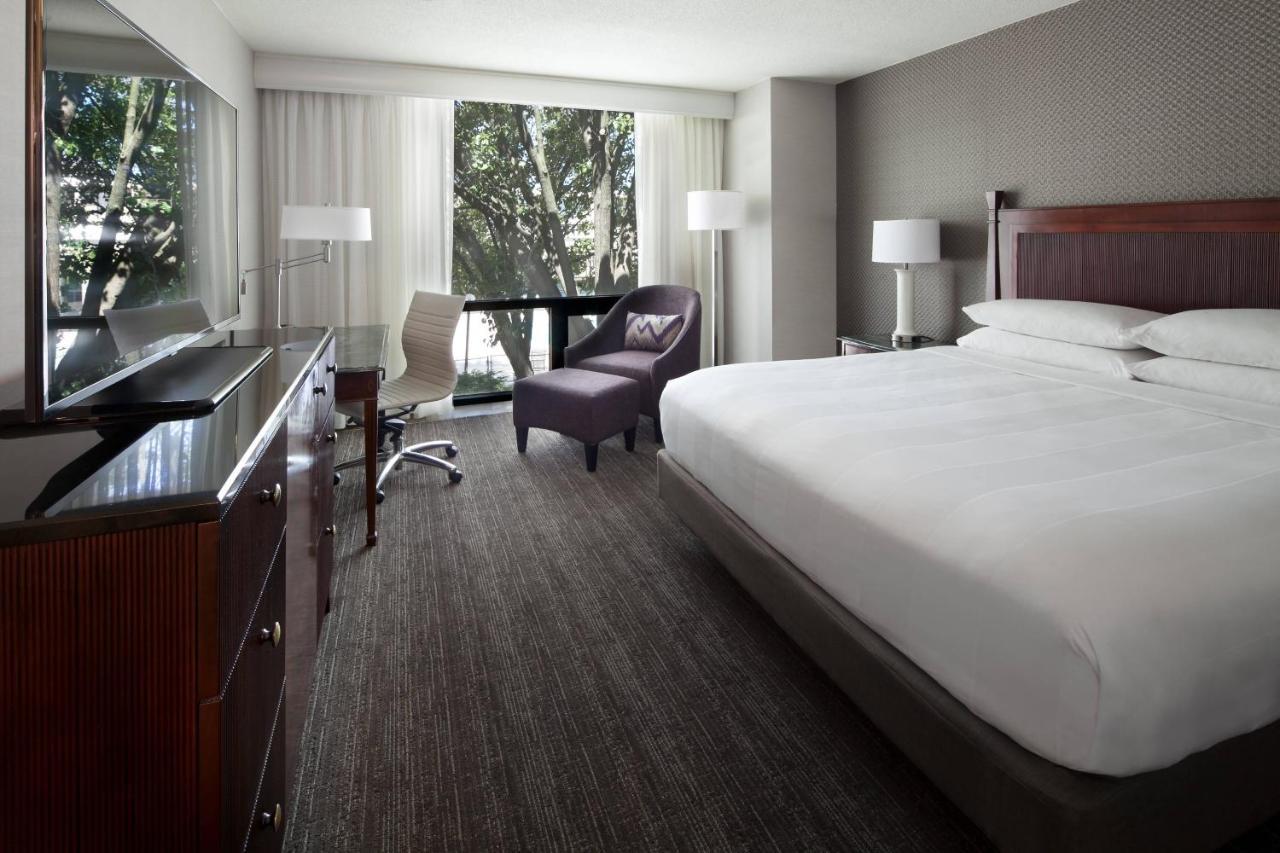 Washington Dulles Airport Marriott Hotel Sterling Bagian luar foto