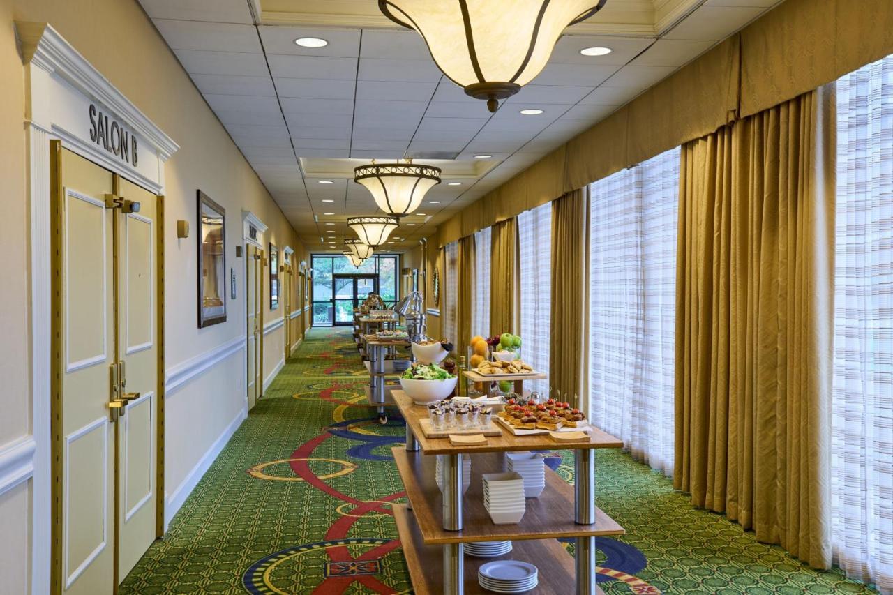 Washington Dulles Airport Marriott Hotel Sterling Bagian luar foto