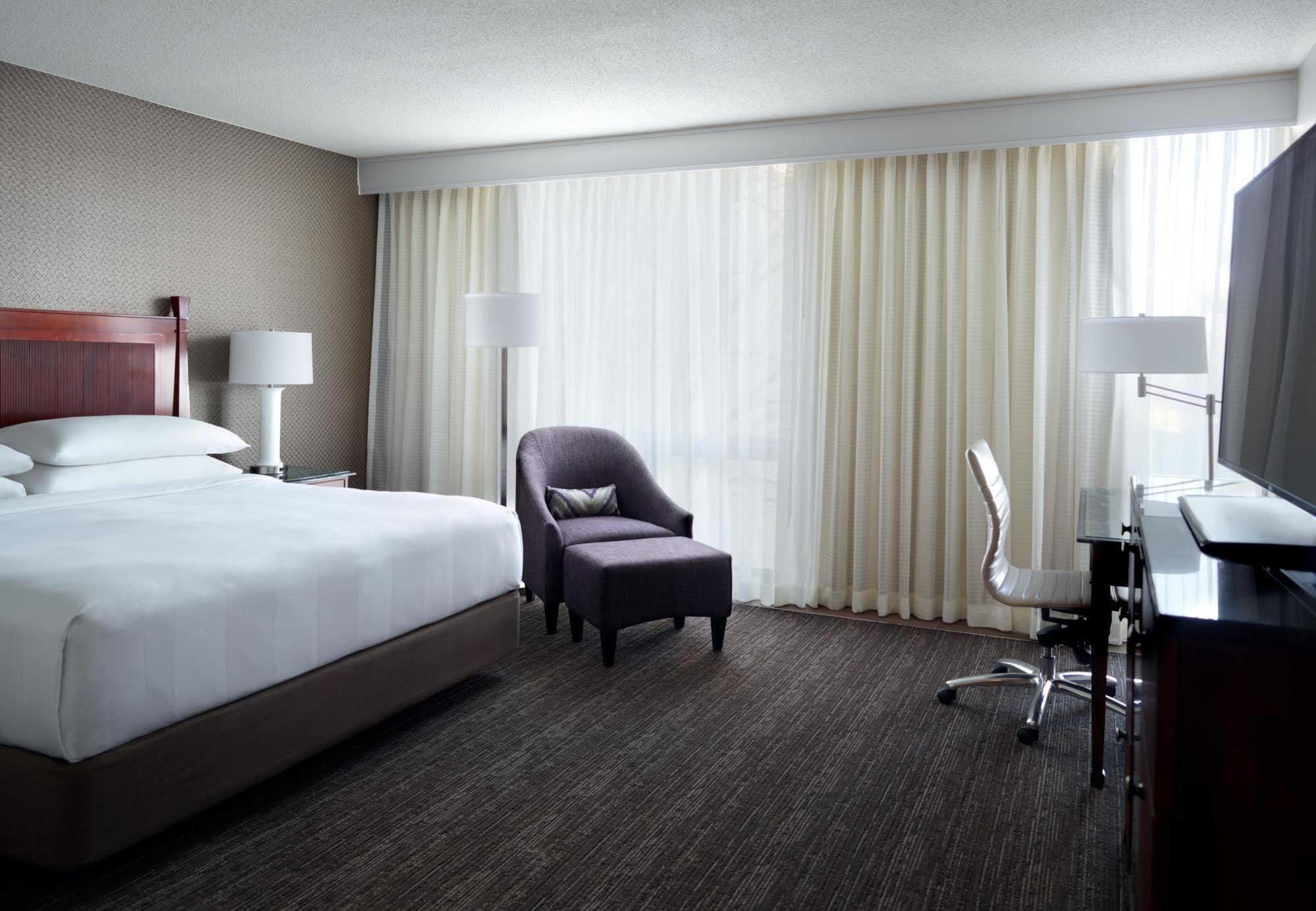 Washington Dulles Airport Marriott Hotel Sterling Bagian luar foto